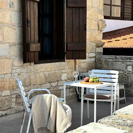 Levanda House - Traditional House * Vásza Kilaníu