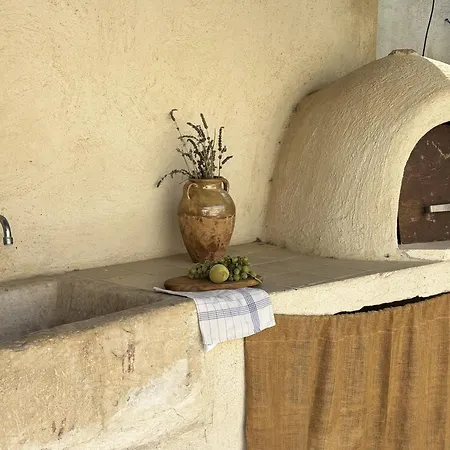 Levanda House - Traditional House Vasa Koilaniou