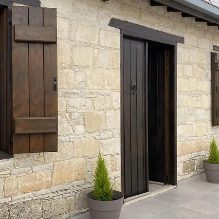 Levanda House - Traditional House Vasa Koilaniou