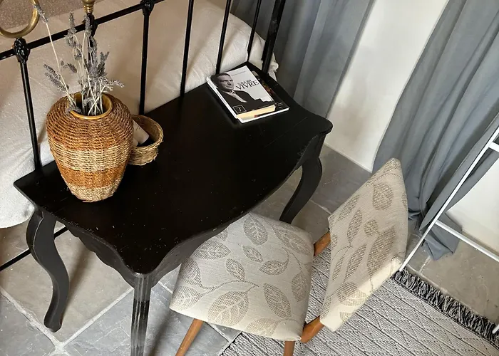 Levanda House - Traditional House Vasa Koilaniou Semesterbostad *